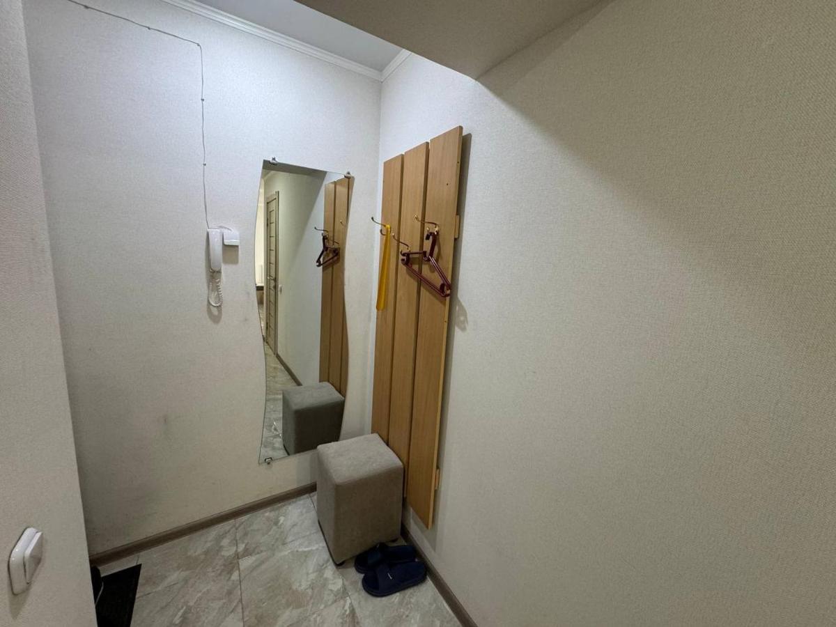 Светлые И Уютные Апартаменты С Выходом В Центральный Парк Kostanái Exterior foto